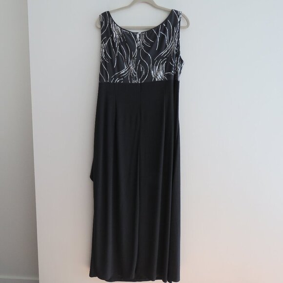 ALEX EVENINGS Gray Silver Sequin Ruched Maxi Evening Dress Gown - Size US 16W - Picture 10 of 15
